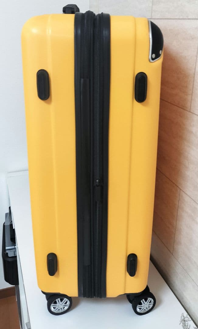 【中古】New Tripスーツケース Lサイズ：7泊以上/95Lイエロー