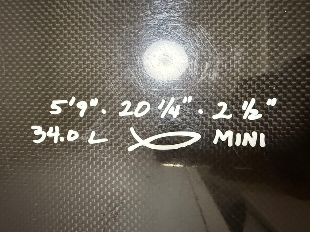 アルメリック サンダーボルト ザ・ミニ フルカーボン トンビ社製　サイズ5'9