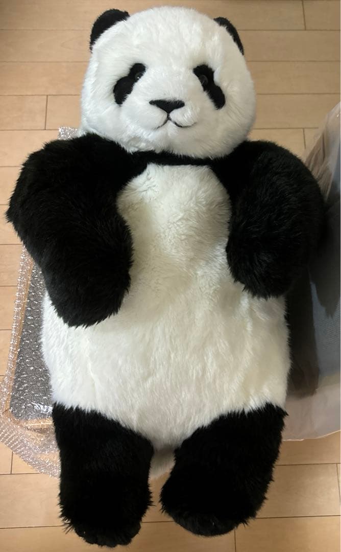 【タグ付き新品】上野動物園　パンダ　抱っこパンダ　ぬいぐるみ