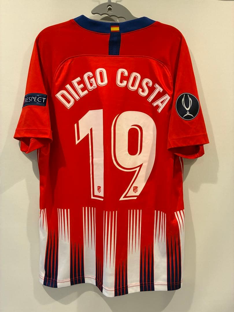 ジエゴ　コスタ　アトレティコ　ユニフォーム