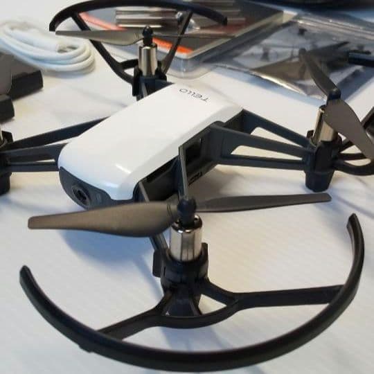 ドローン Tello ＆ コントローラー 専用ケースセット