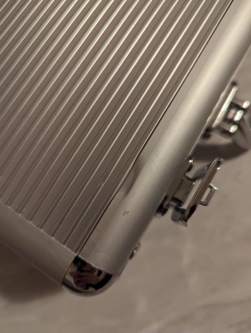 【オリジナルチップ付き】世界のヨコサワ　ポーカーセット　オリジナルチップ142枚