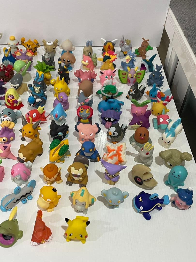 ポケモン指人形 まとめ売り 147体 （クリア5体入り）