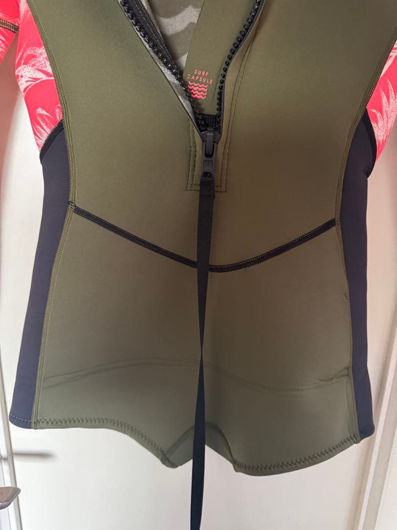 未使用タグ付❤︎BILLABONG ビラボン ウェットスーツ Lサイズ