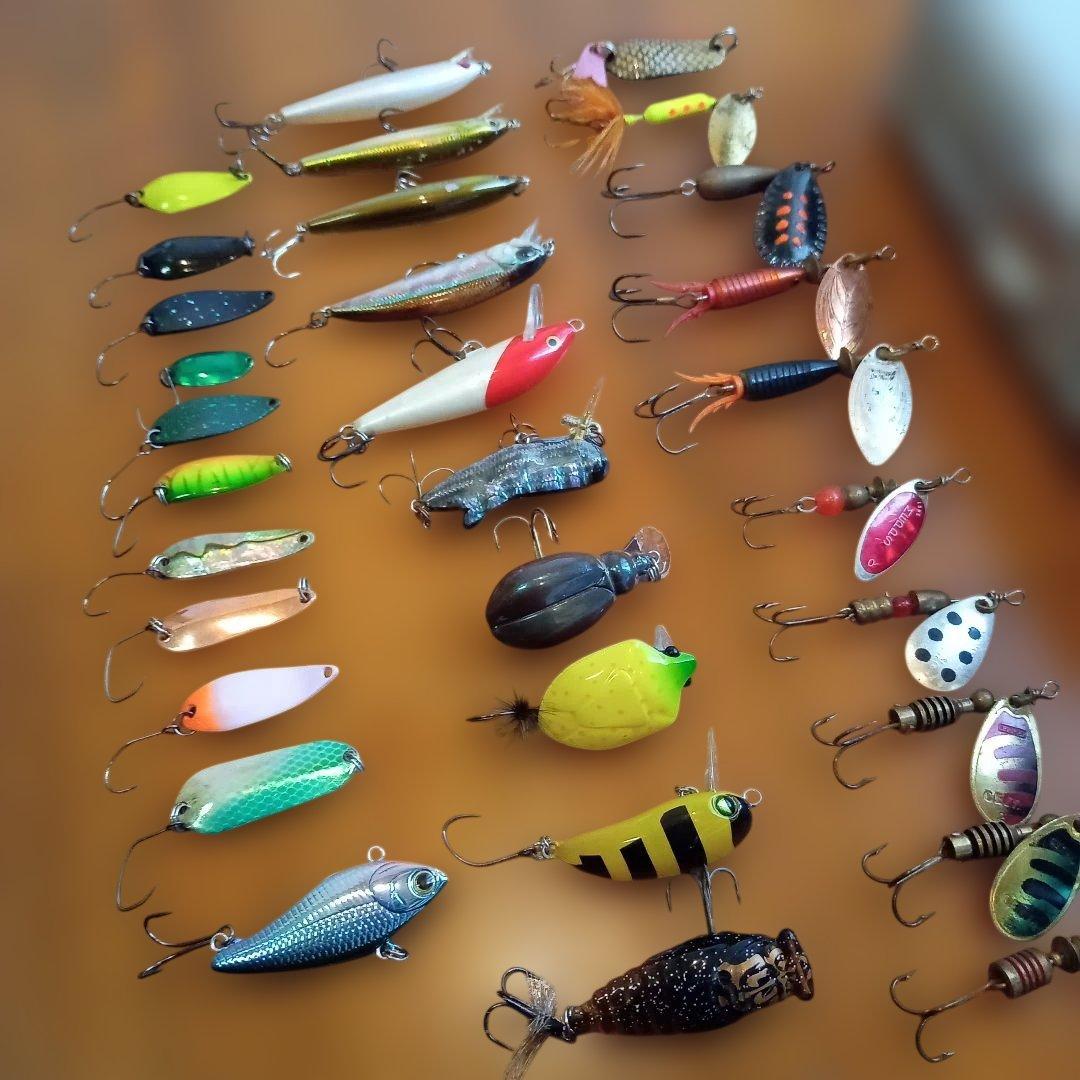 オールド　アムコタイプボックス付き渓流ルアーセット