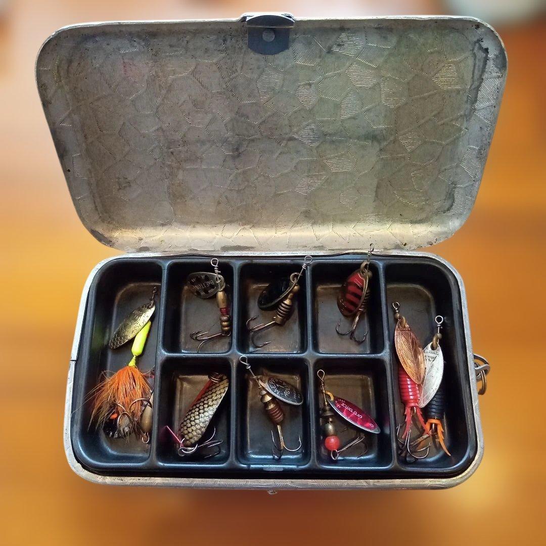 オールド　アムコタイプボックス付き渓流ルアーセット