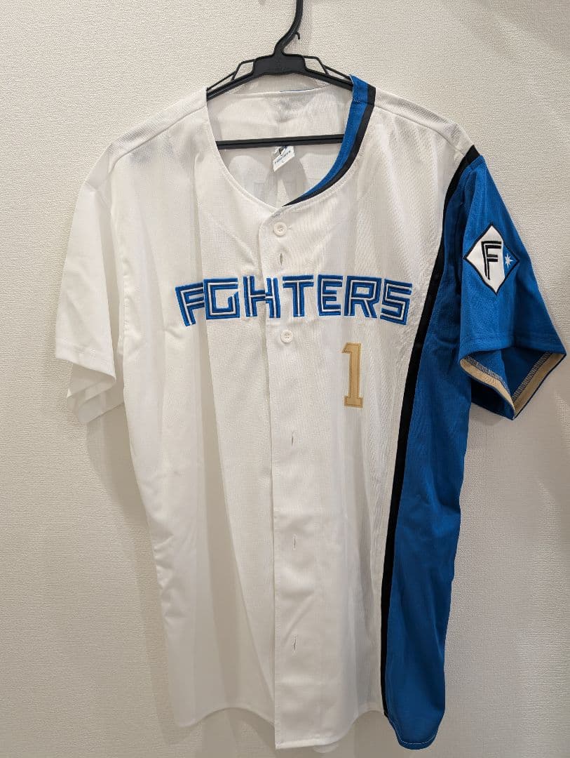 北海道日本ハムファイターズ　BIGBOSS ユニフォーム (新庄剛志監督)