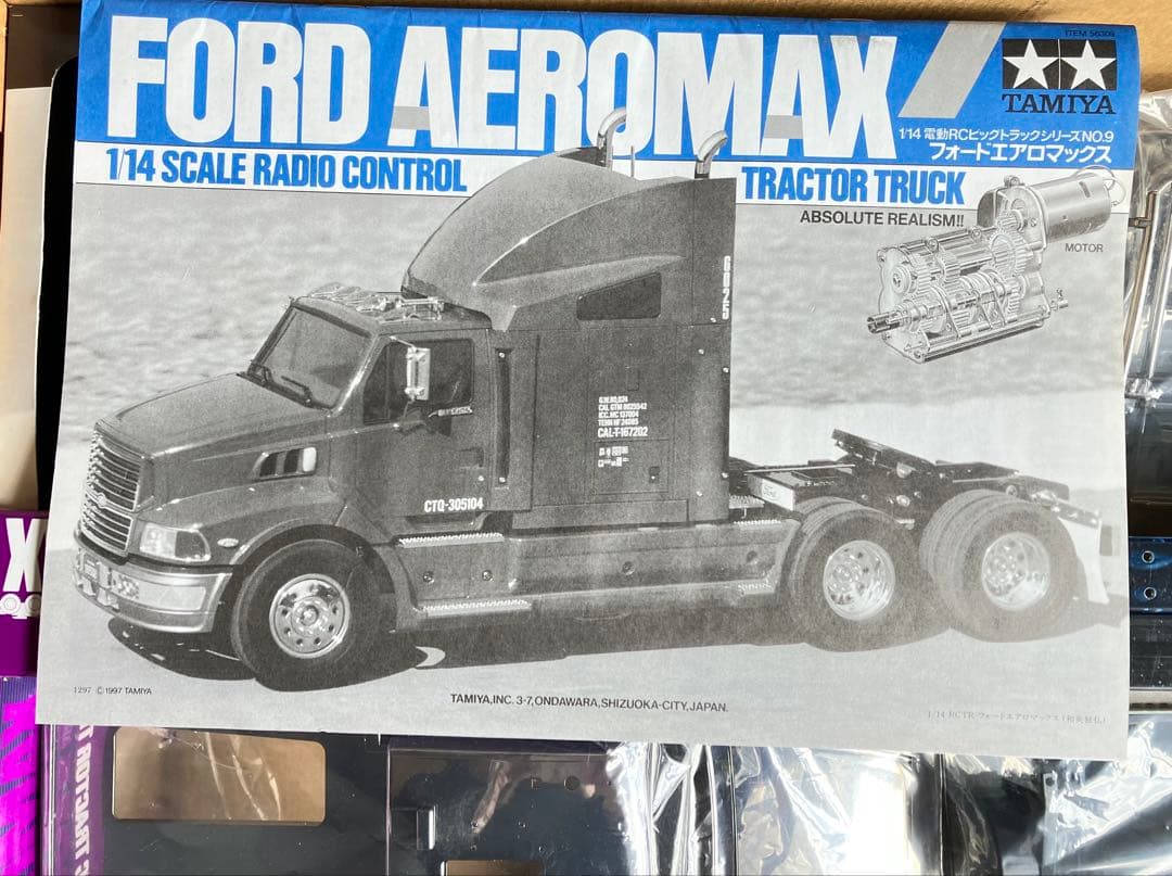 タミヤフォード、エアロマックストレラー限定キット、電装キット付き