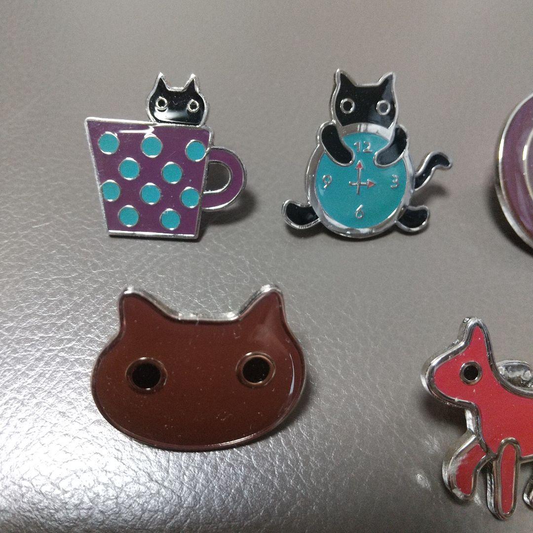 猫とマトリョーシカのピンバッジ7個セット マタノアツコ