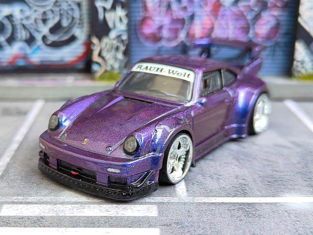 ホットウィールカスタム ポルシェ RWB マジョーラ紫 ✩深リム☆トミカ改造