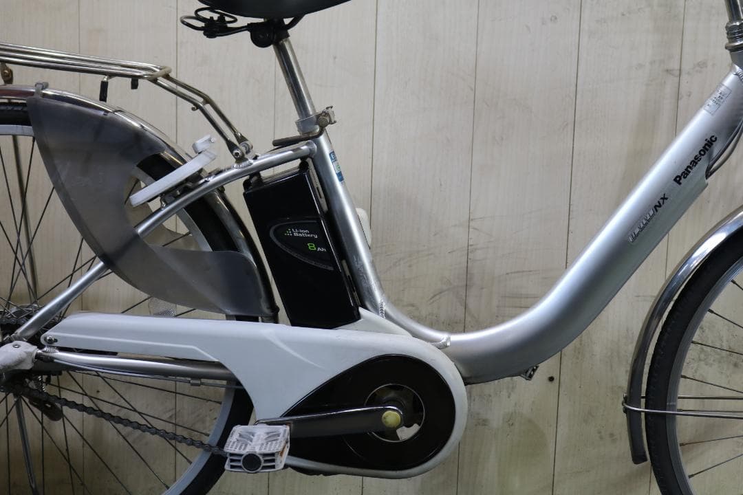 シルバー 電動アシスト自転車 前バスケット付き