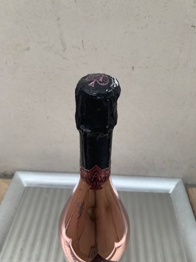 アーマンド・ドブリニャック ロゼ750ml 未開封 正規品 底部に軽い色ムラあり