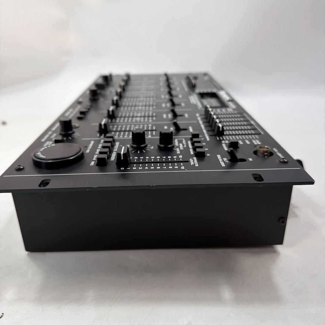 Numark DM1675 高性能4ch サンプラー搭載 DJミキサー