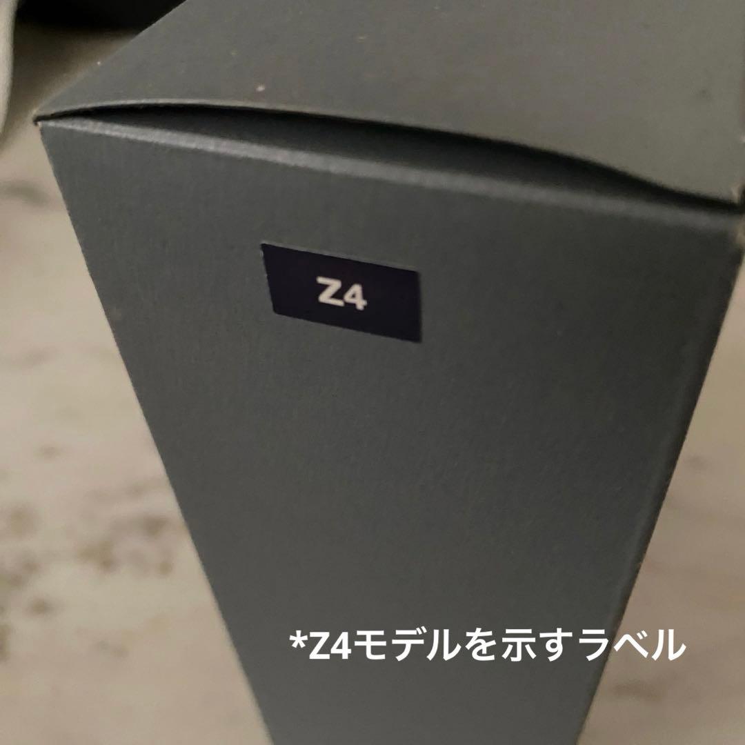 公式｛  Z4 ｝コレクターズモデルミニチュアカー 1/43 ＊未開封