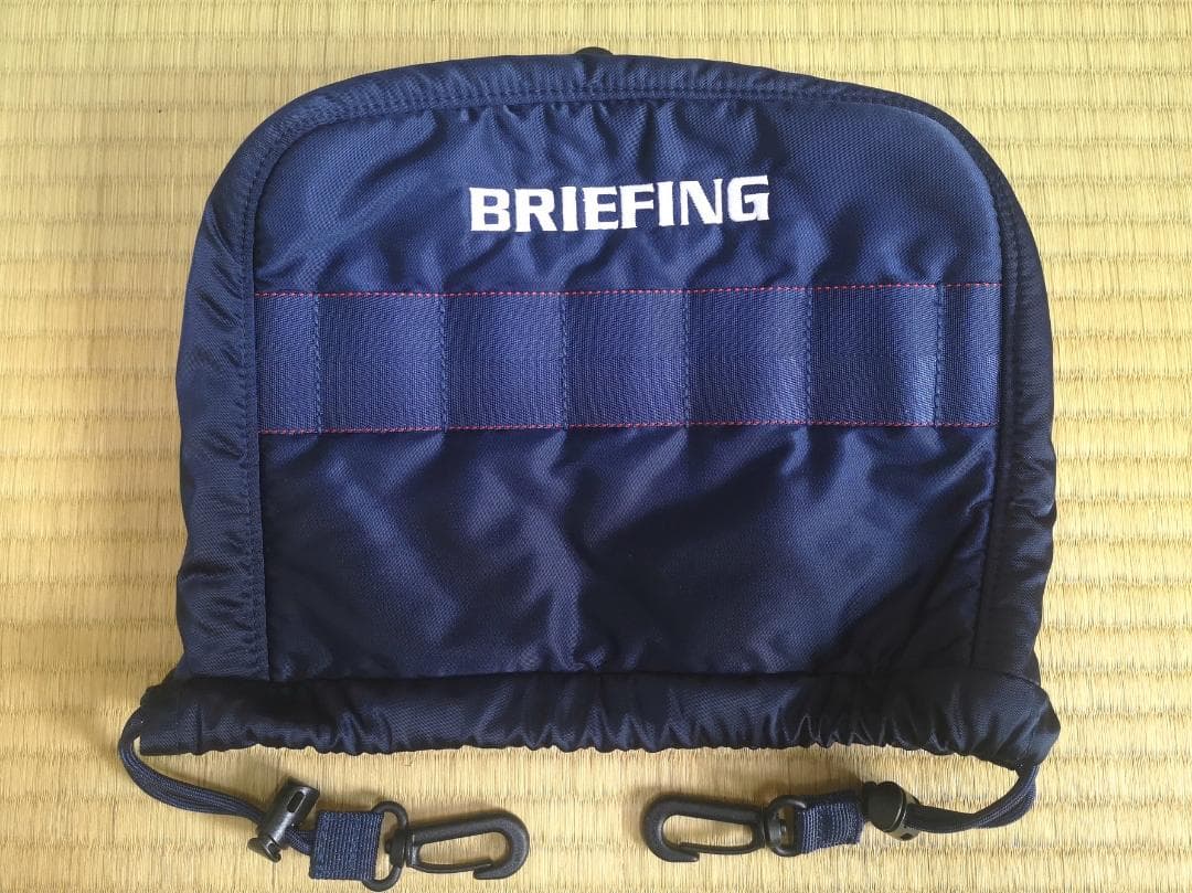 美品 BRIEFINGのCR6-#02キャディバッグ・カバーネイビー(おまけ付)