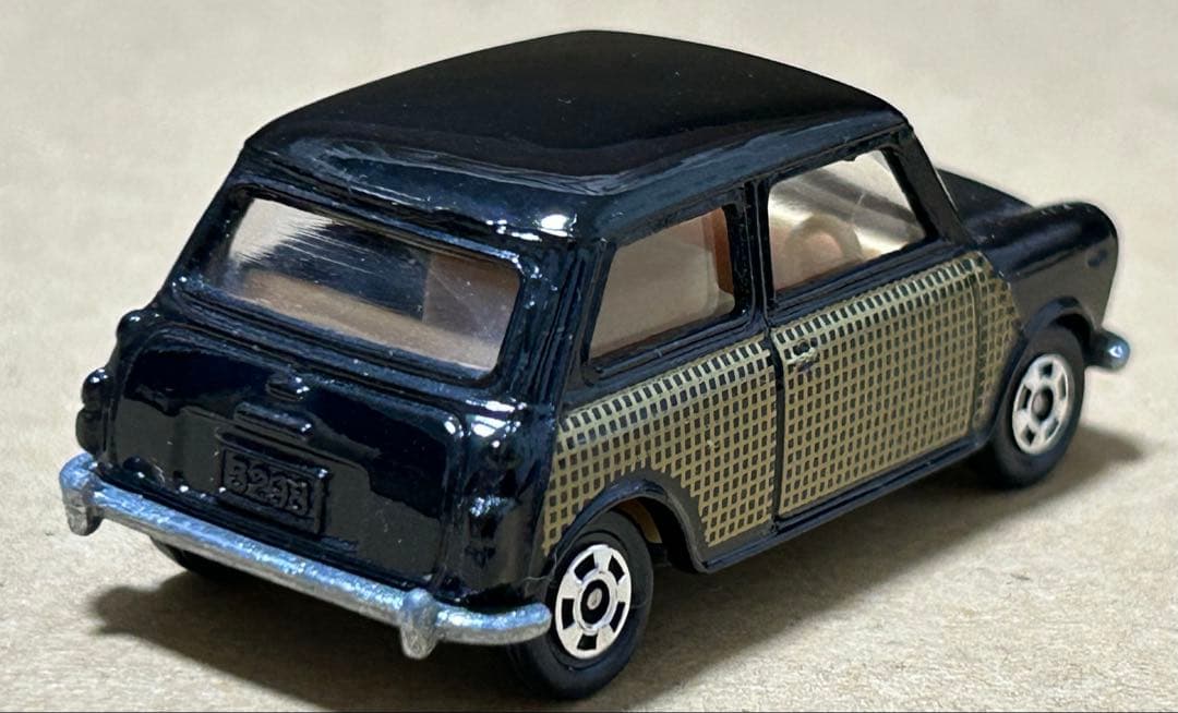 トミカ ミニクーパー サイド網目 黄タンポ 黒 ホッホラント特注
