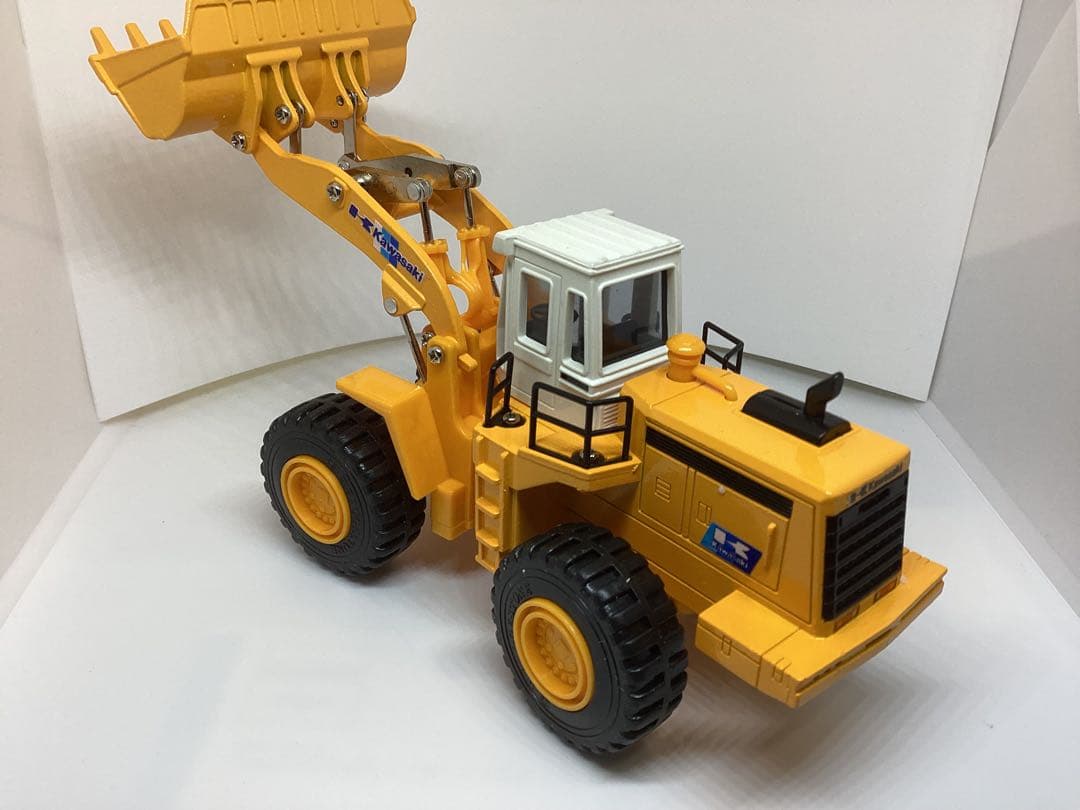 ヨネザワ　ダイヤペットミニカーK-25 川崎ホイールローダ 90Z-III絶版品