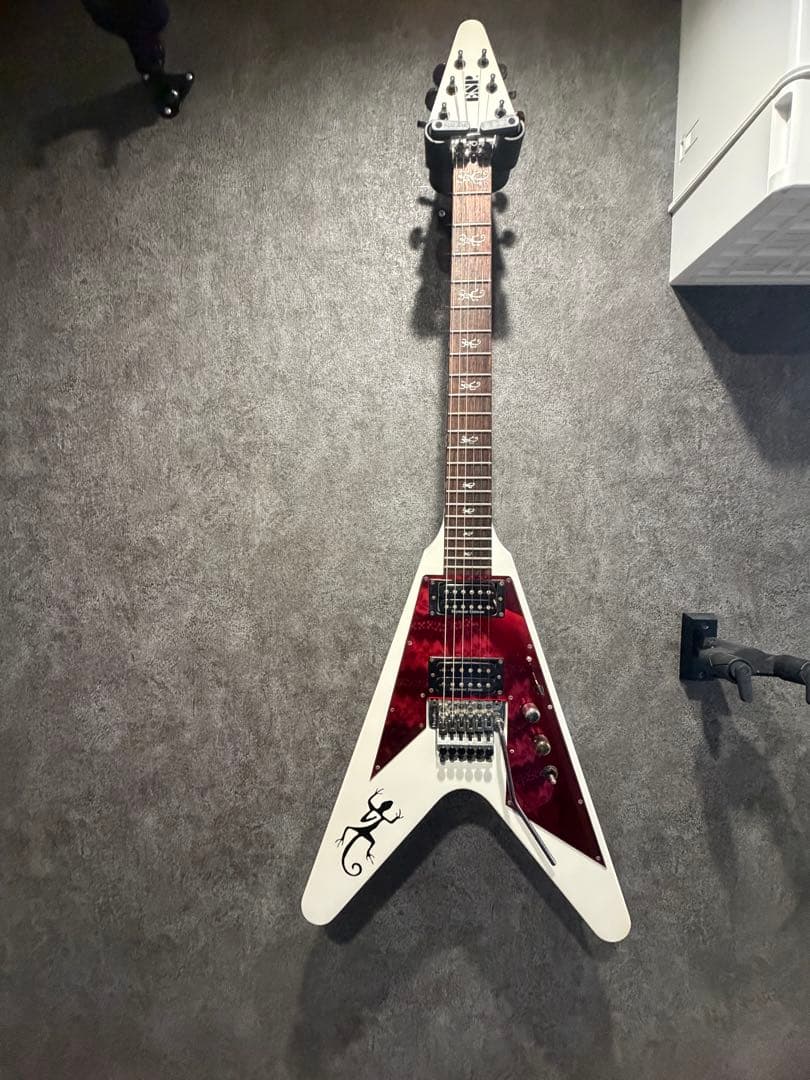 ギター ESP YUKI LIZARD SPECIAL V