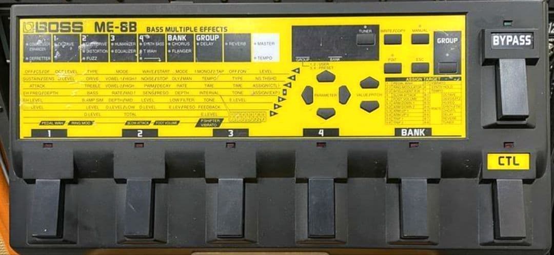 ■【電源AC付】BOSS　ME-8B  マルチエフェクター