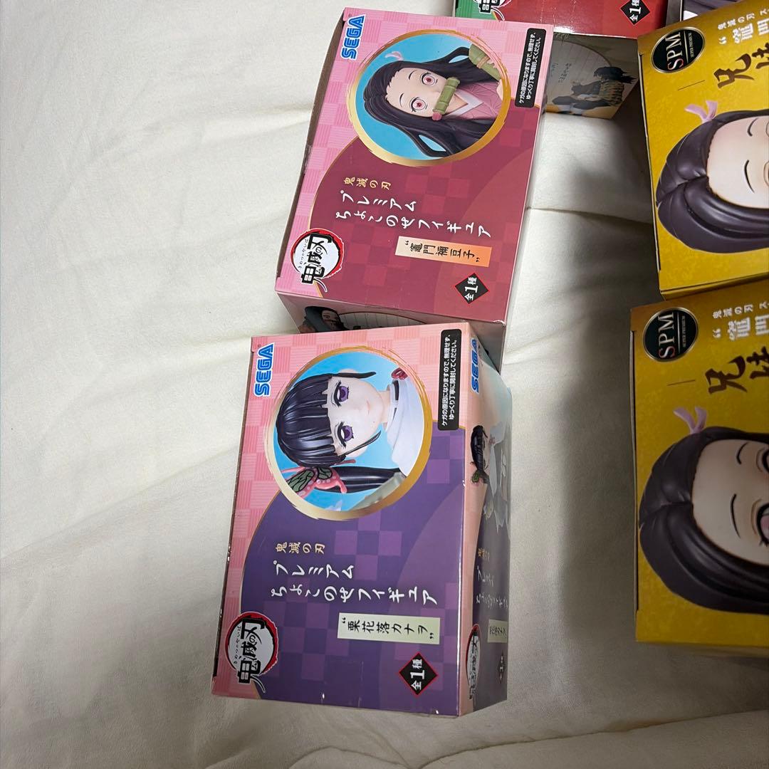 新品未開封　鬼滅の刃　フィギュアまとめ売り　ねずこ 胡蝶しのぶ　富岡義勇