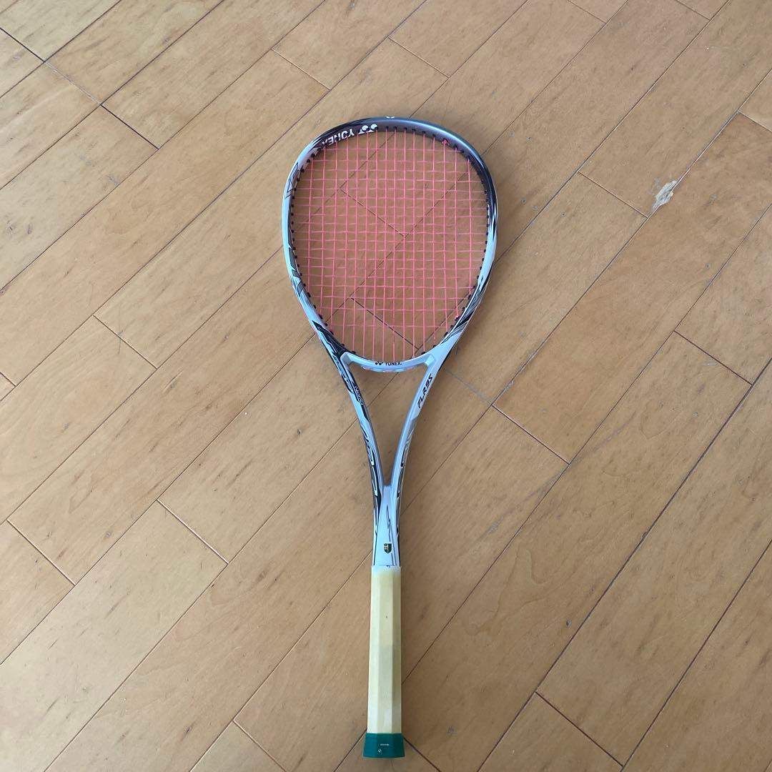 ヨネックス　エフレーザー　9s 白　UL1 廃盤