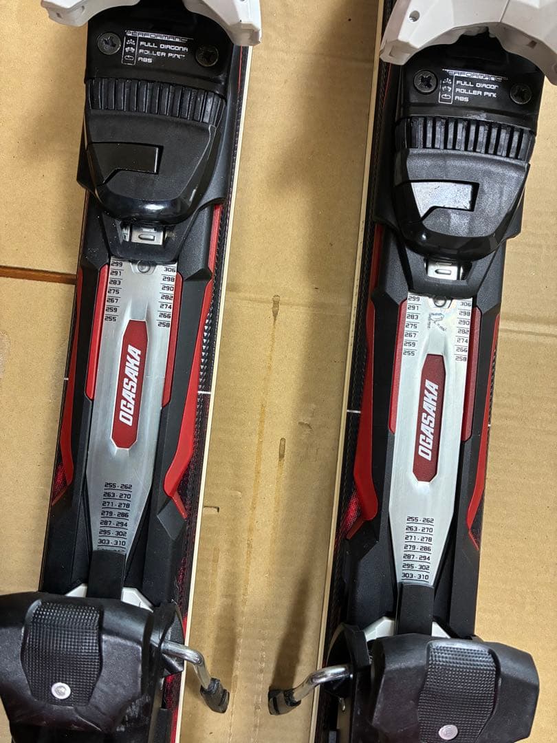 人気モデルOGASAKA ケオッズKS-LS スキー板 赤黒 バインディング付き