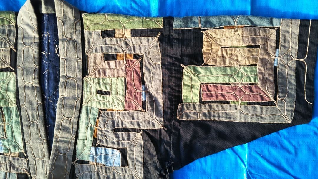 (値下げ)アイヌ民族衣裳　切り伏せ刺繍　超美品