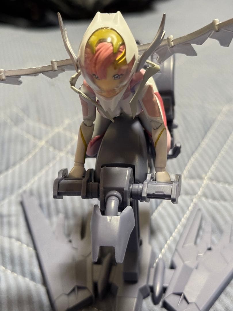 ラクス・クライン パイロットスーツ フィギュア