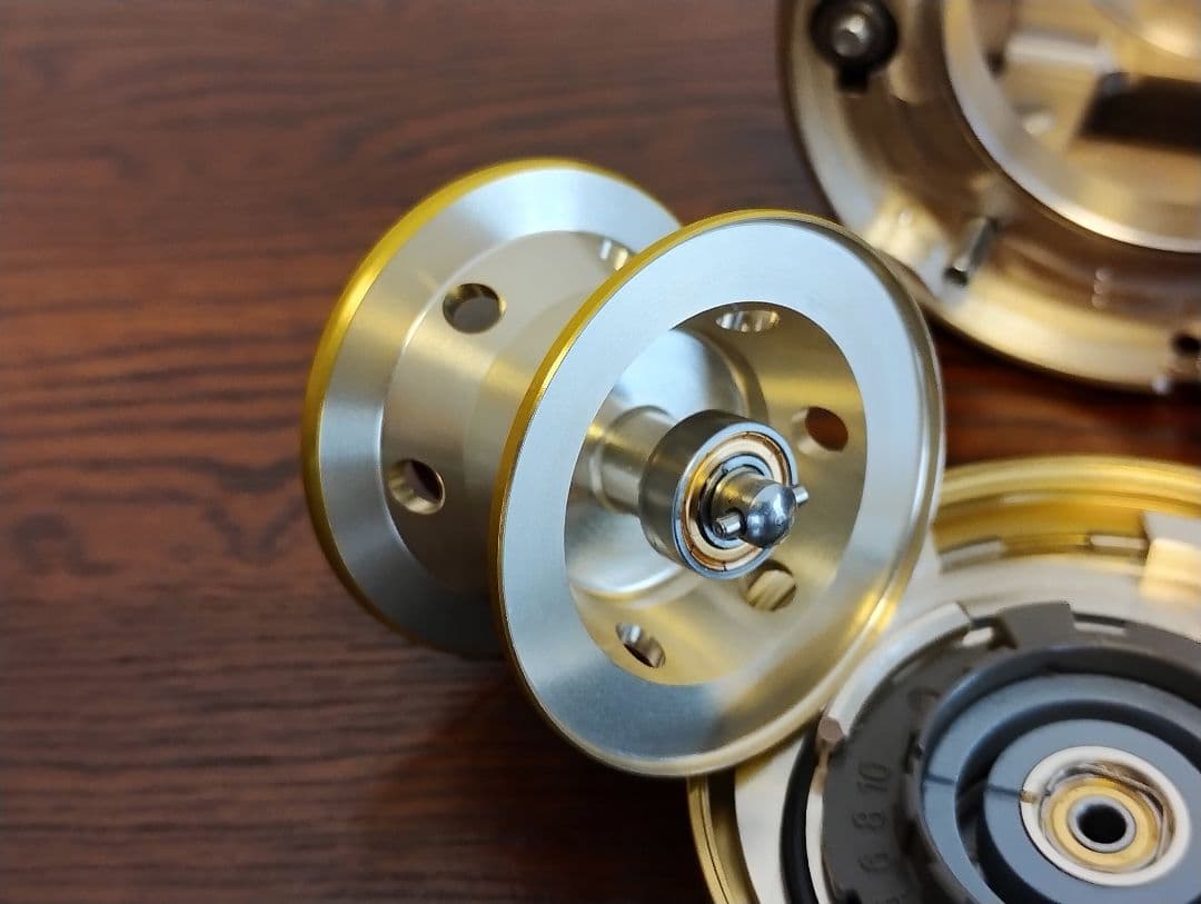 ダイワ　DAIWA　ミリオネア　CVZ205