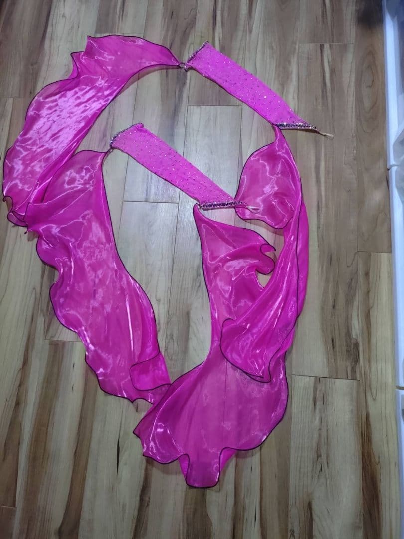 ピンク フリル付き社交ダンスドレス