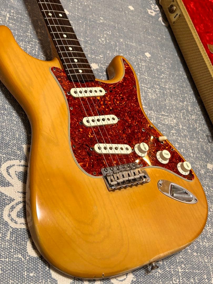 フェンダーカスタムショップ 1991年　62年ストラト　ホワイトブロンド