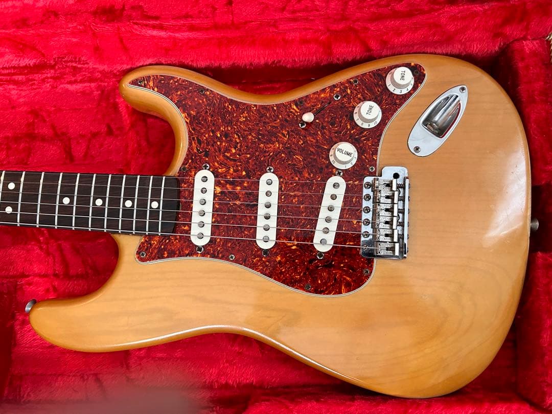 フェンダーカスタムショップ 1991年　62年ストラト　ホワイトブロンド