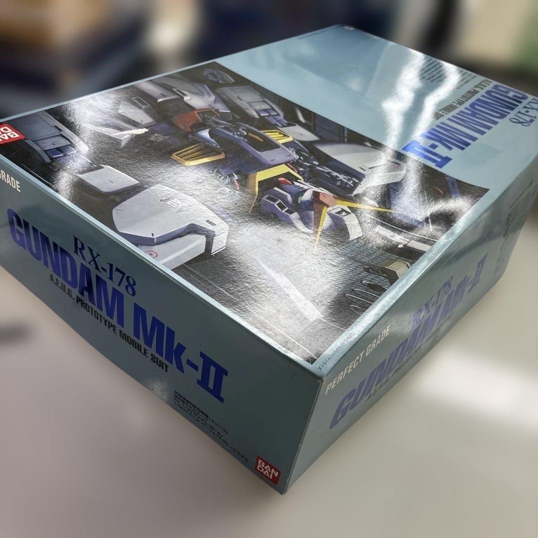 【未組立・内袋未開封】PG 1/60 RX-178 ガンダムMk-II エゥーゴ