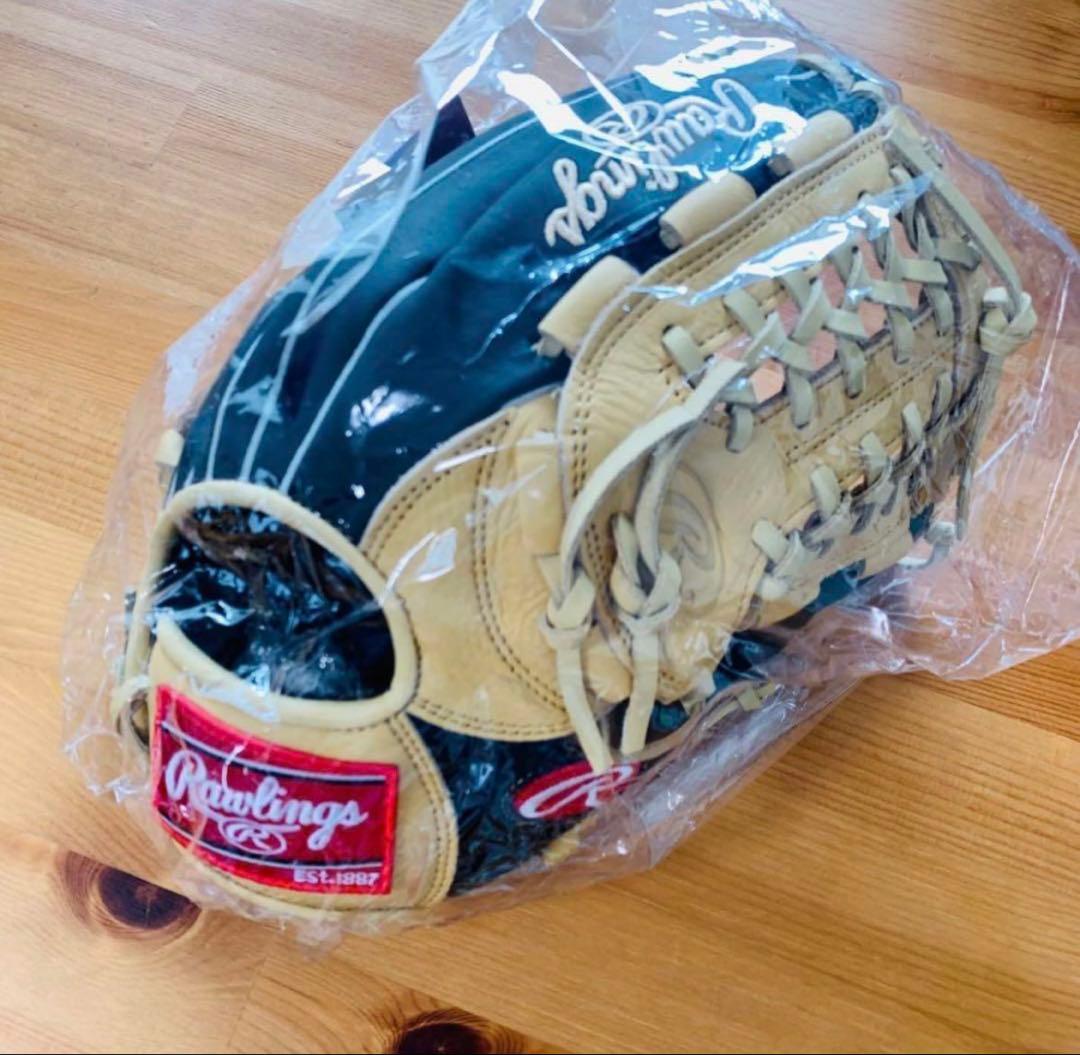 ローリングス　軟式用グローブ　新品未使用　　限定モデル　MLBモデル　右投げ用