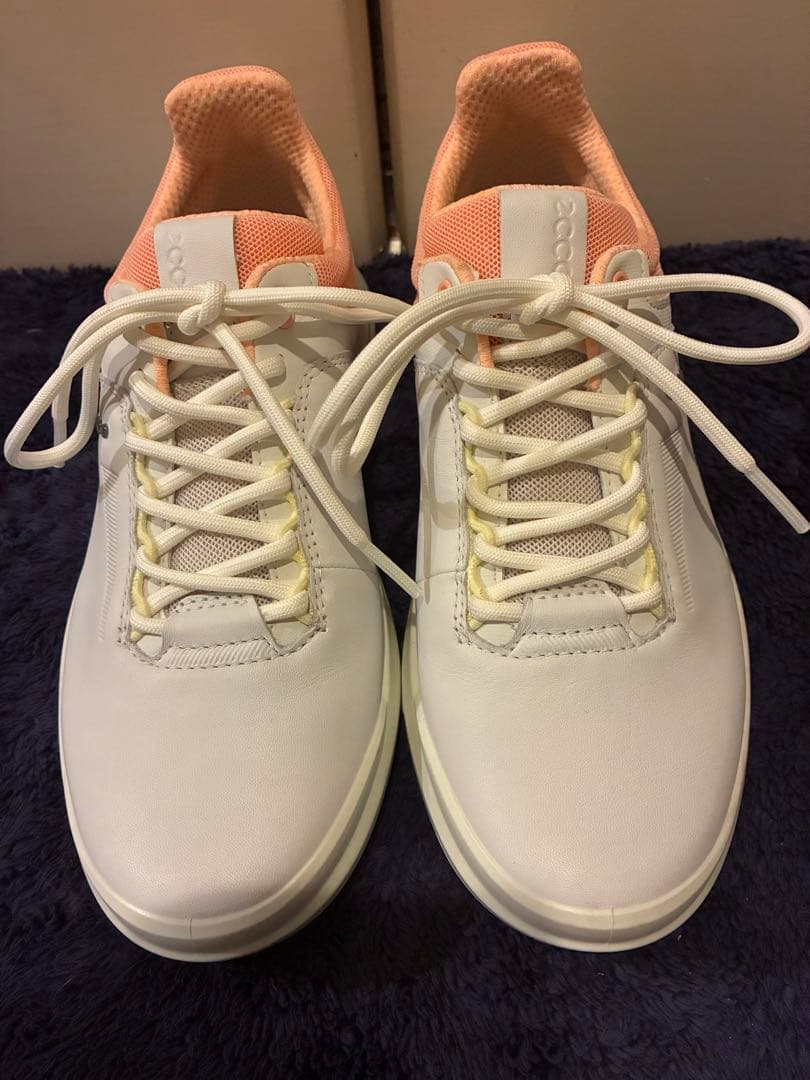美品ecco ゴルフシューズ シロ 白 22.5 NEW BALANCE