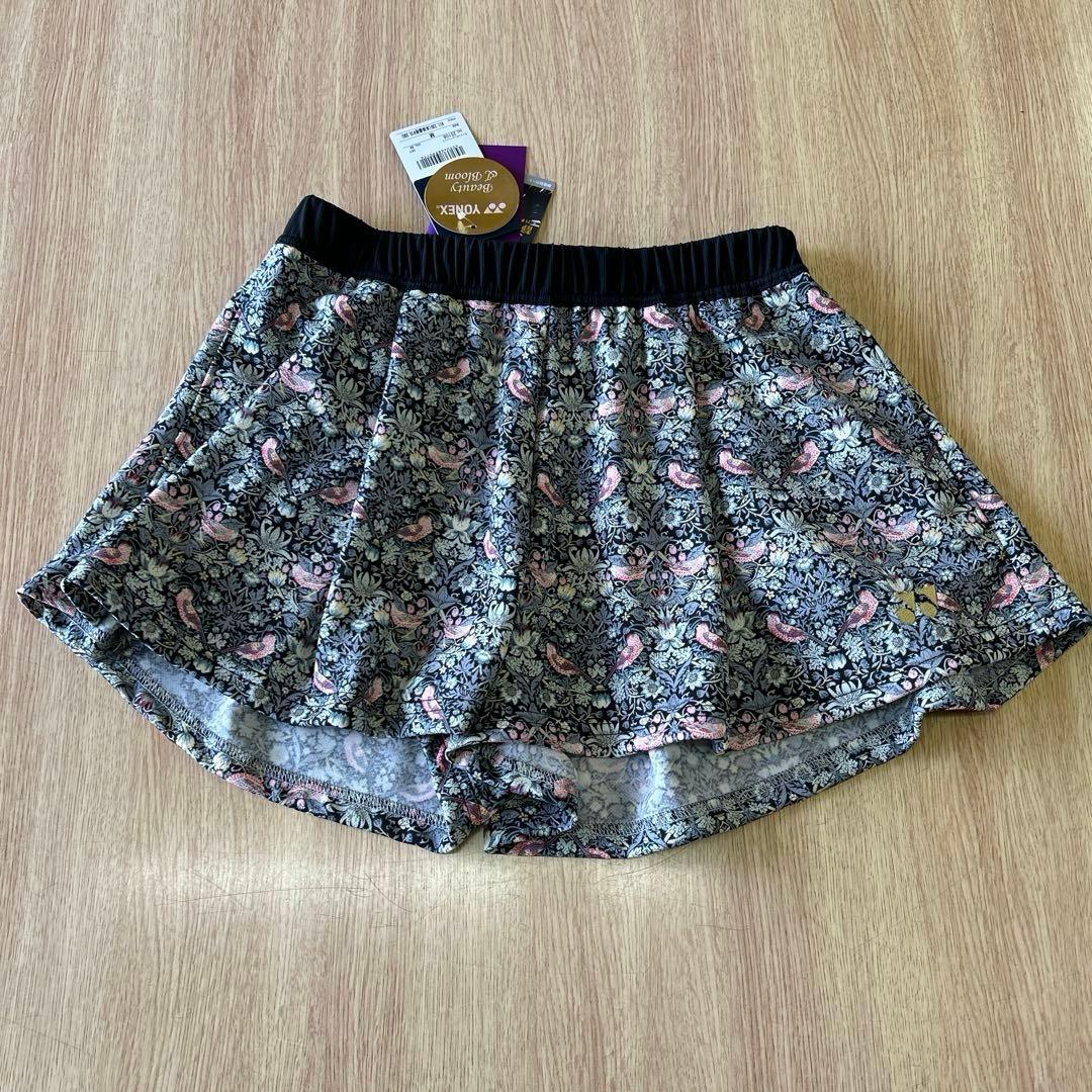 ヨネックス　レディーステニスウエア ゲームシャツ、ショートパンツセットアップ　M