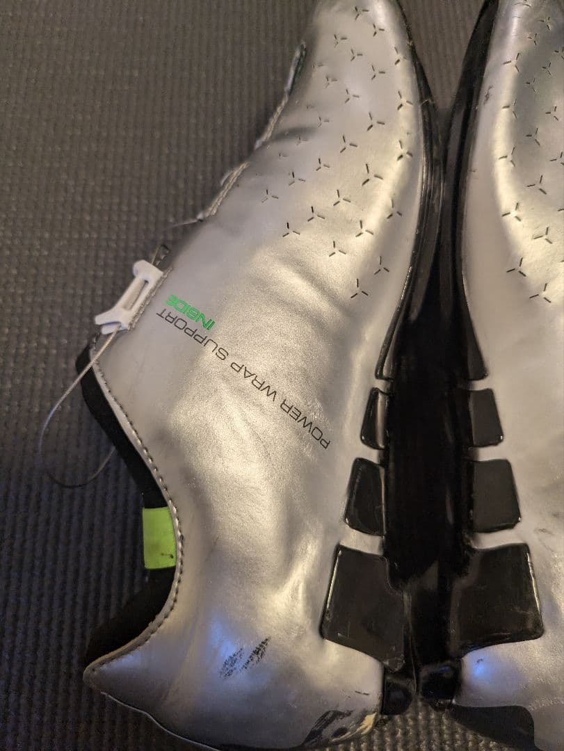 Q36.5ユニークシューズサイズEU39.5