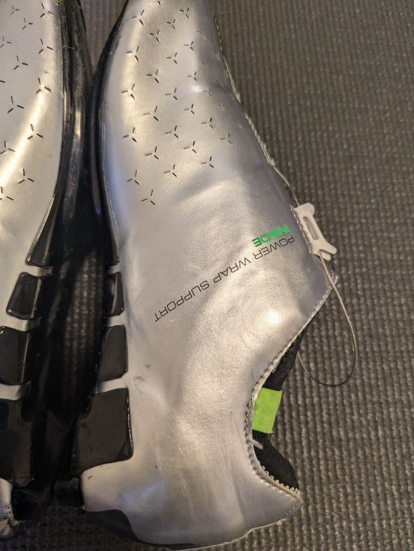 Q36.5ユニークシューズサイズEU39.5