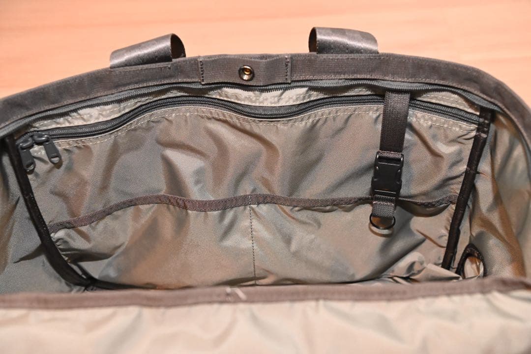 【美品】ブリーフィング　ボストンバッグ　ゴルフ　カーキ　BRG231T33