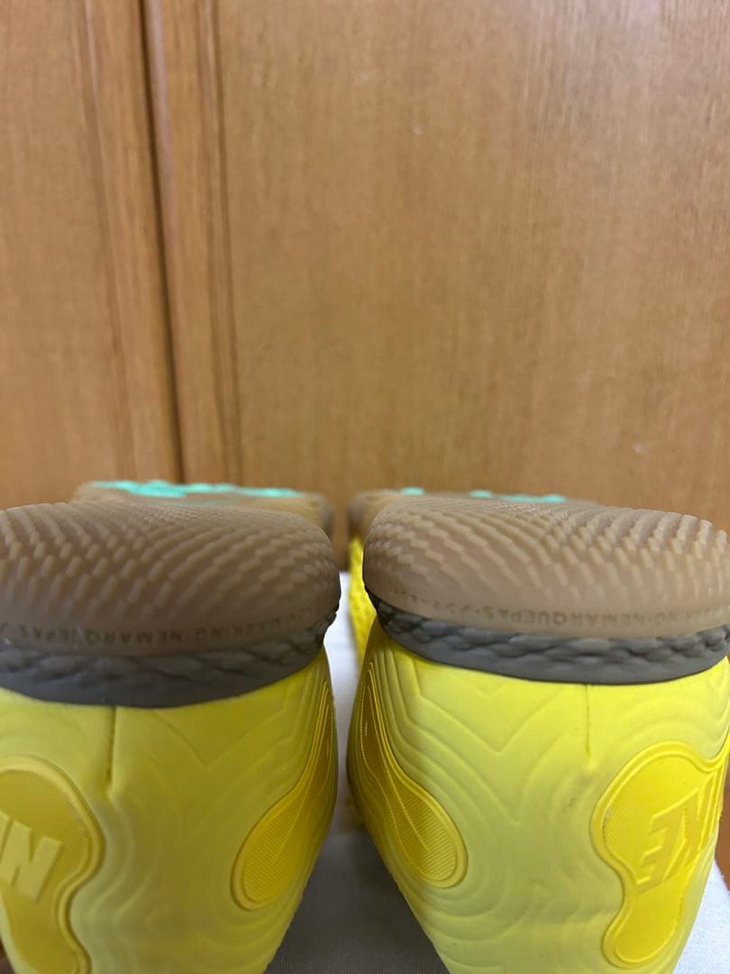 【極美品】ナイキ リアクトガト フットサルシューズ React Gato