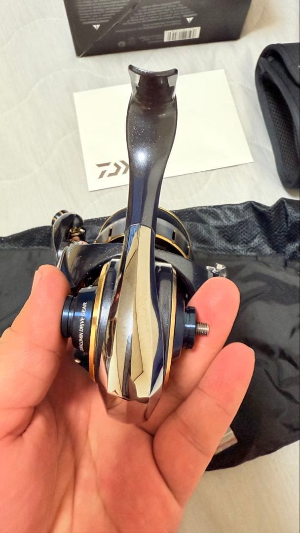 Daiwa Saltiga 6000-H リール　ソルティガ 6000