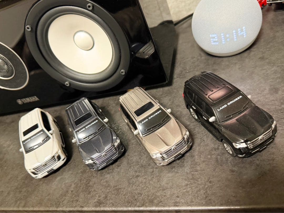 非売品ランドクルーザー ミニカー 4台セット