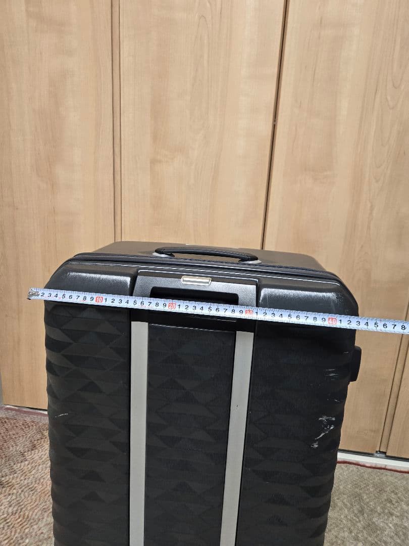 サムソナイト　ポリゴン　スーツケース