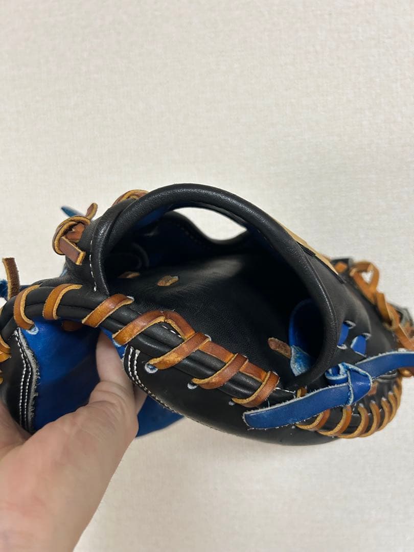 阪神タイガース　梅野隆太郎モデル　軟式用グローブ