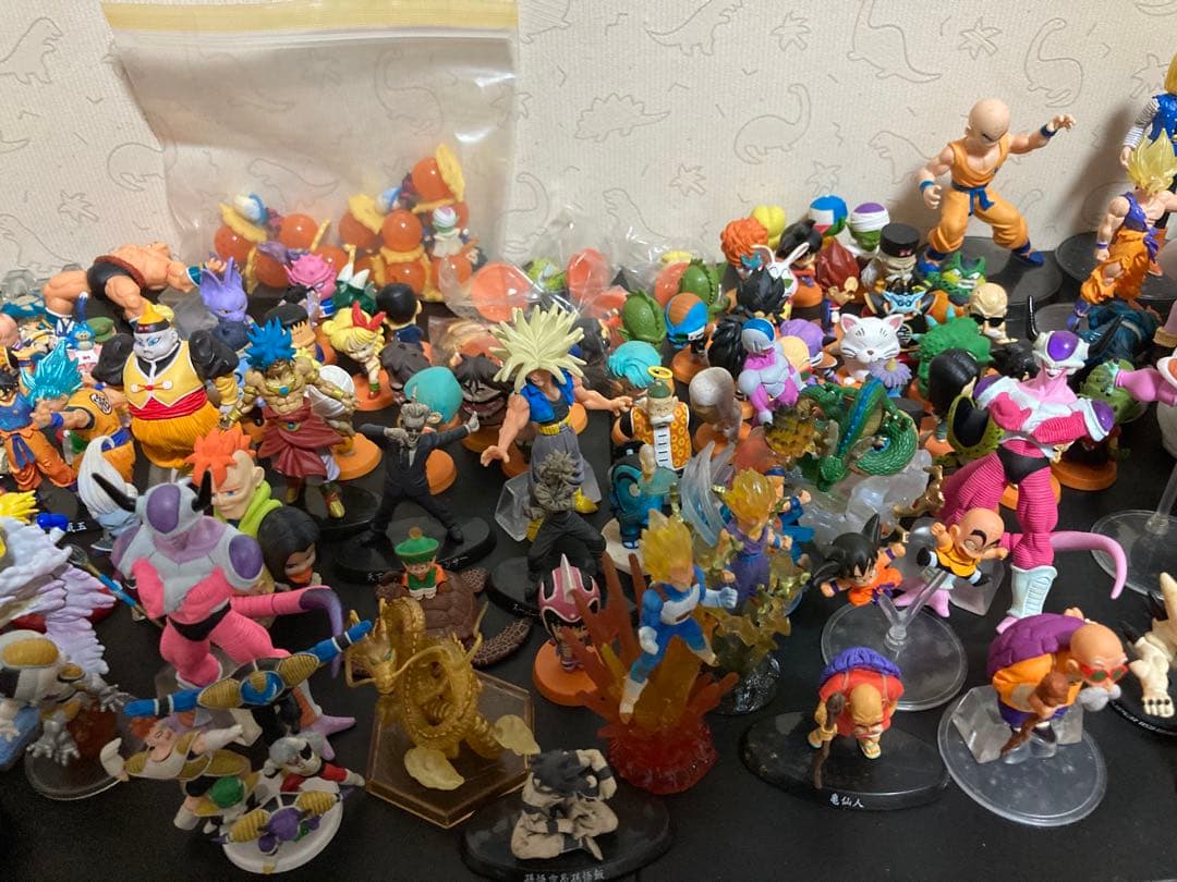 ドラゴンボールグッズ 大量まとめ売り 傷みあり