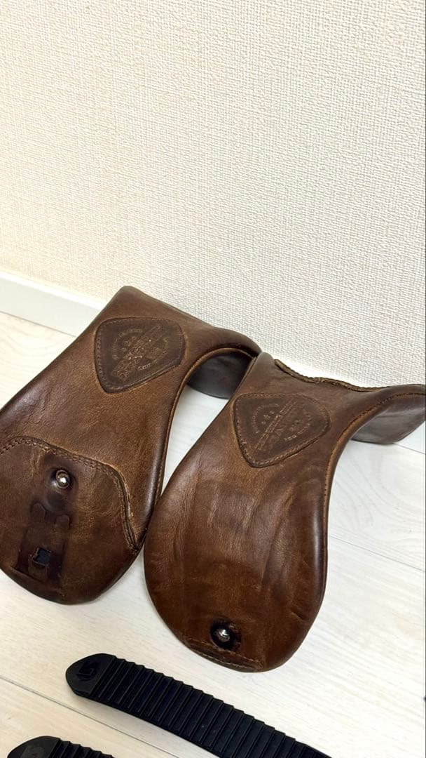 BURTON REDWING本革レザーストラップ 他アンクルパーツ