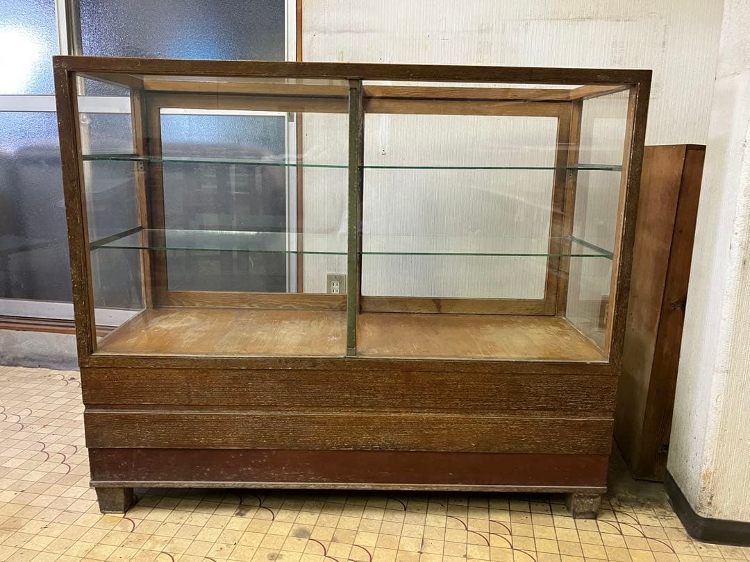 レトロ商品　木製ガラスケース　商品ケース2段棚付き