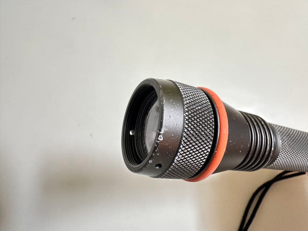 INON LE700-S ダイビングライト ＋ ライトケース付き