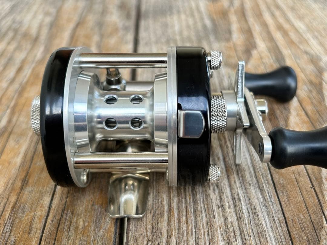 スミス　プラッガー リール　SMITH LTD.Plugger アベイルスプール