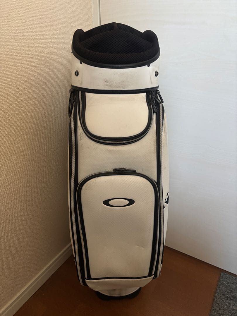 オークリー　スカルデザイン　ツアー　キャディバッグ